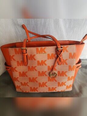 Michael Kors Gilly Large Signature Drawstring Travel Tote Bag Poppy Orange